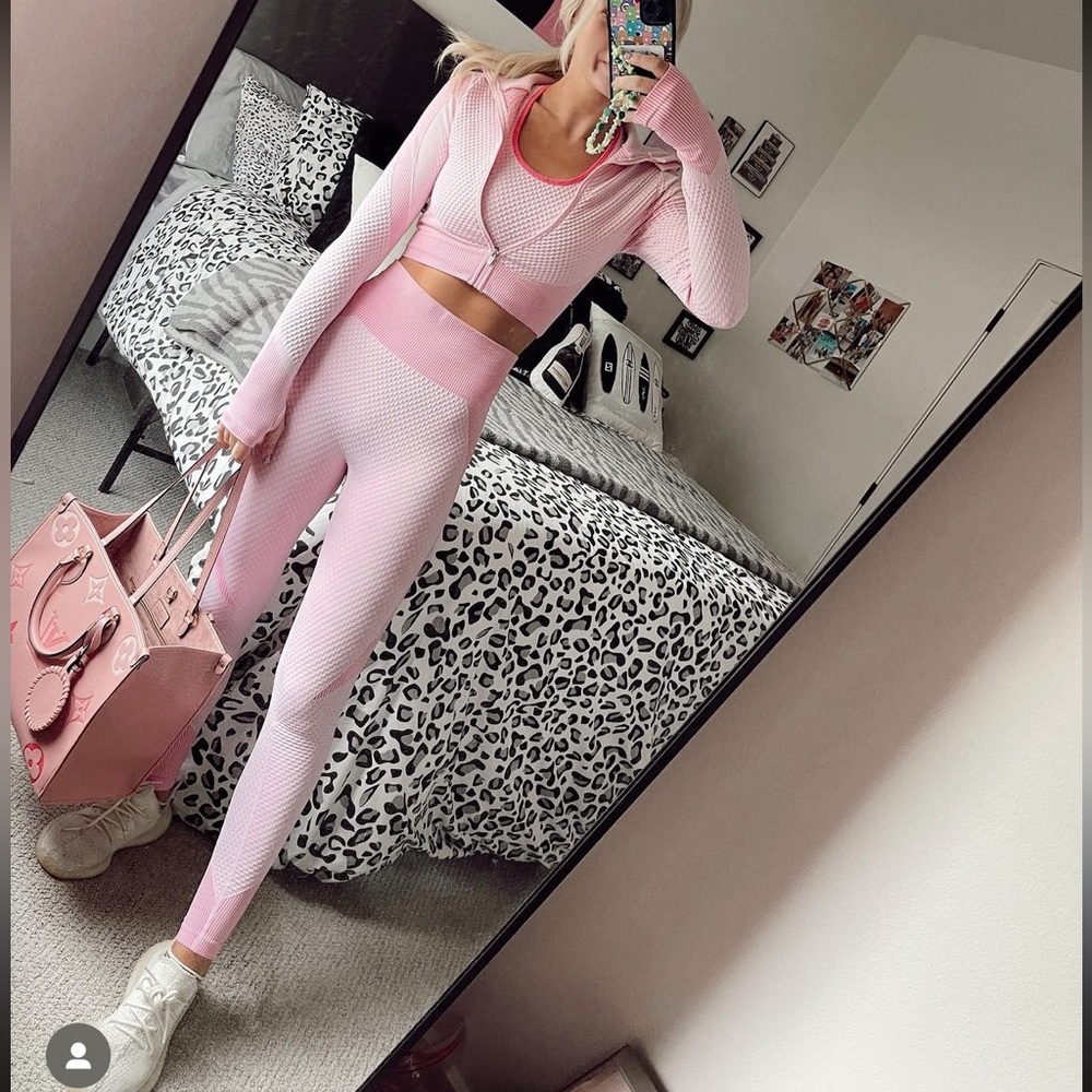 Size small pink Barbie core like new active workout set size small